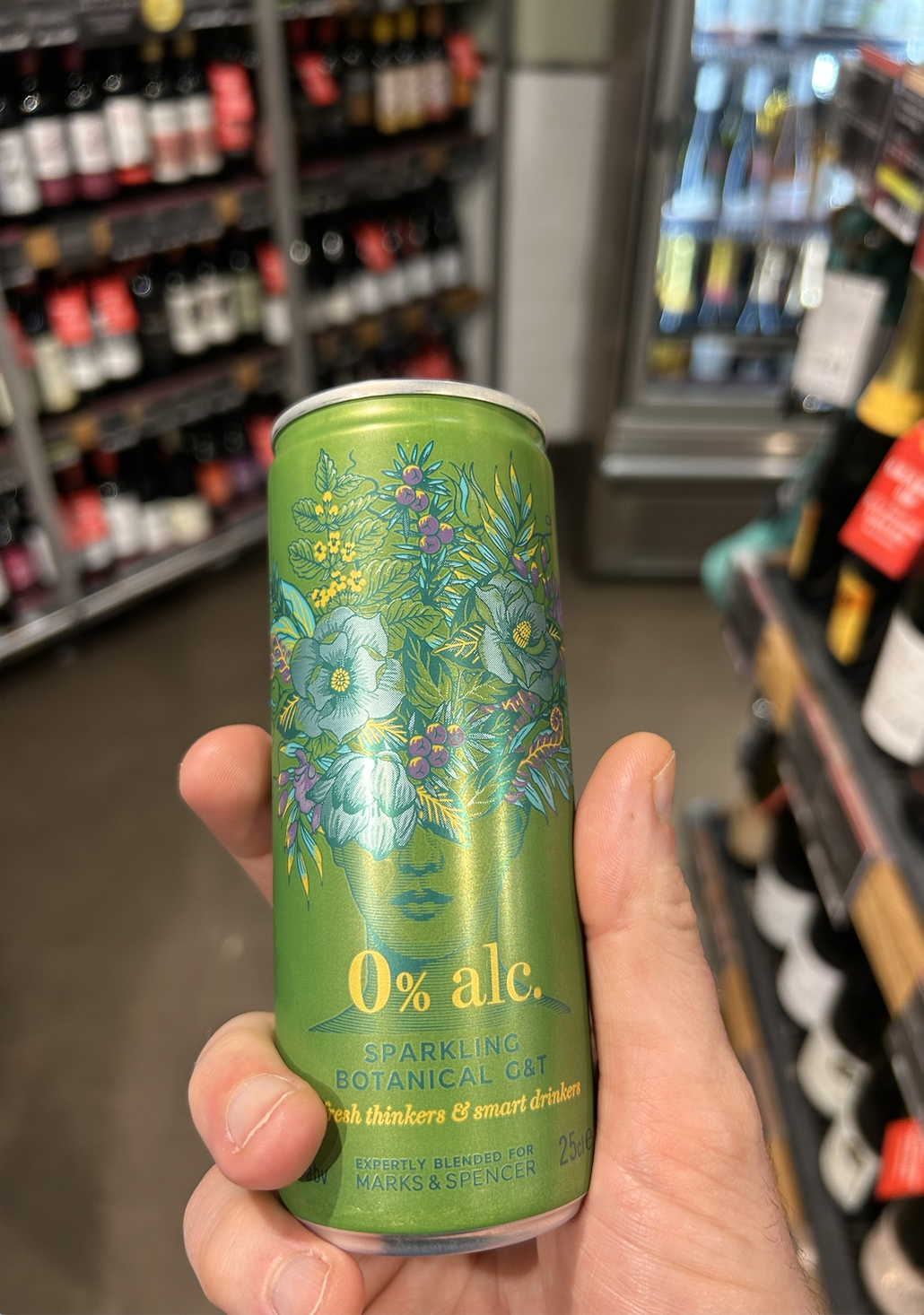 Zero Percent Sparkling Botanical G&T Marks and Spencer