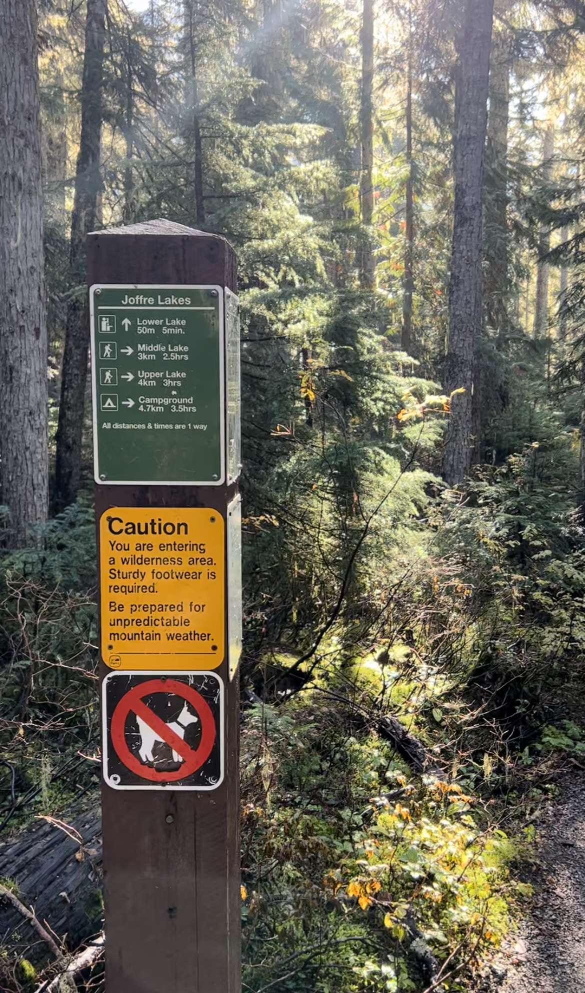 Joffre Lakes Hiking Trail Start