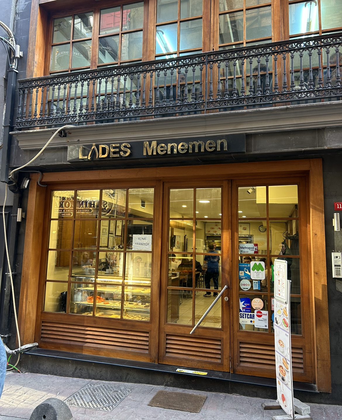 Lades Menemen Istanbul