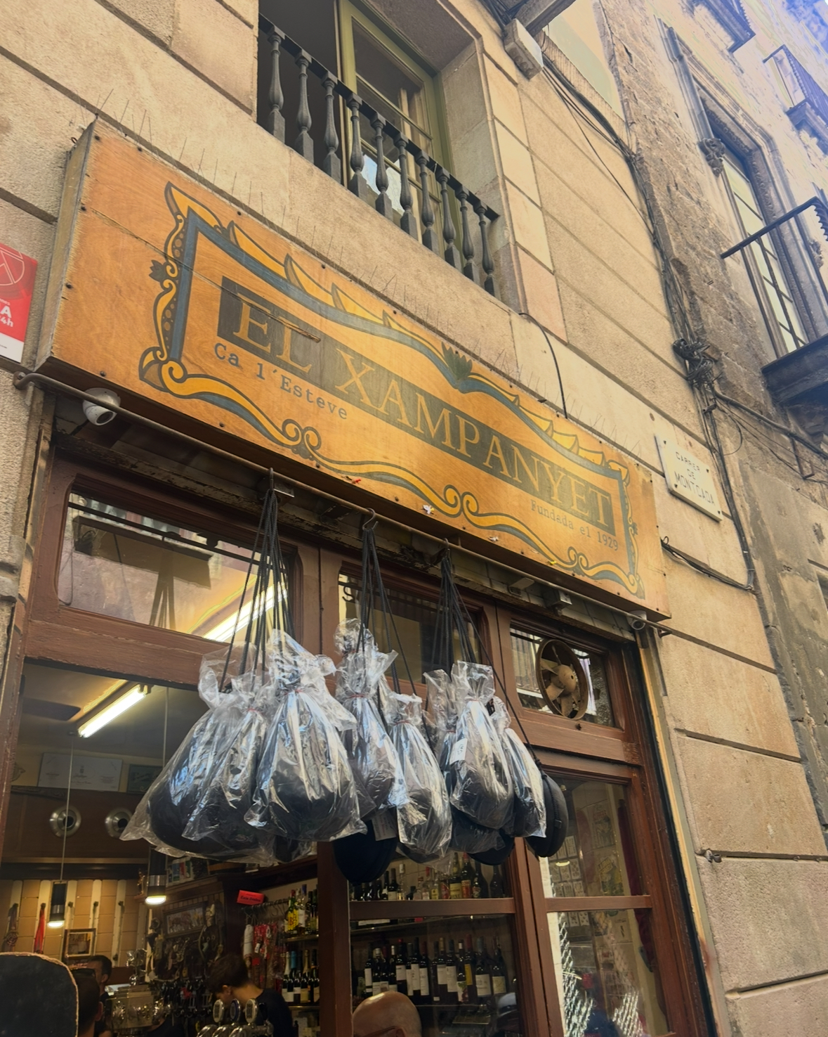 El Xampanyet, Barcelona.